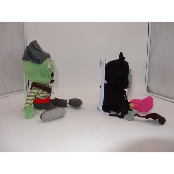 Plants Vs Zombies Plush Pirate Zombie & Plants Vs. Zombies Dark Wizard 11" Plush - Picture 6 of 8